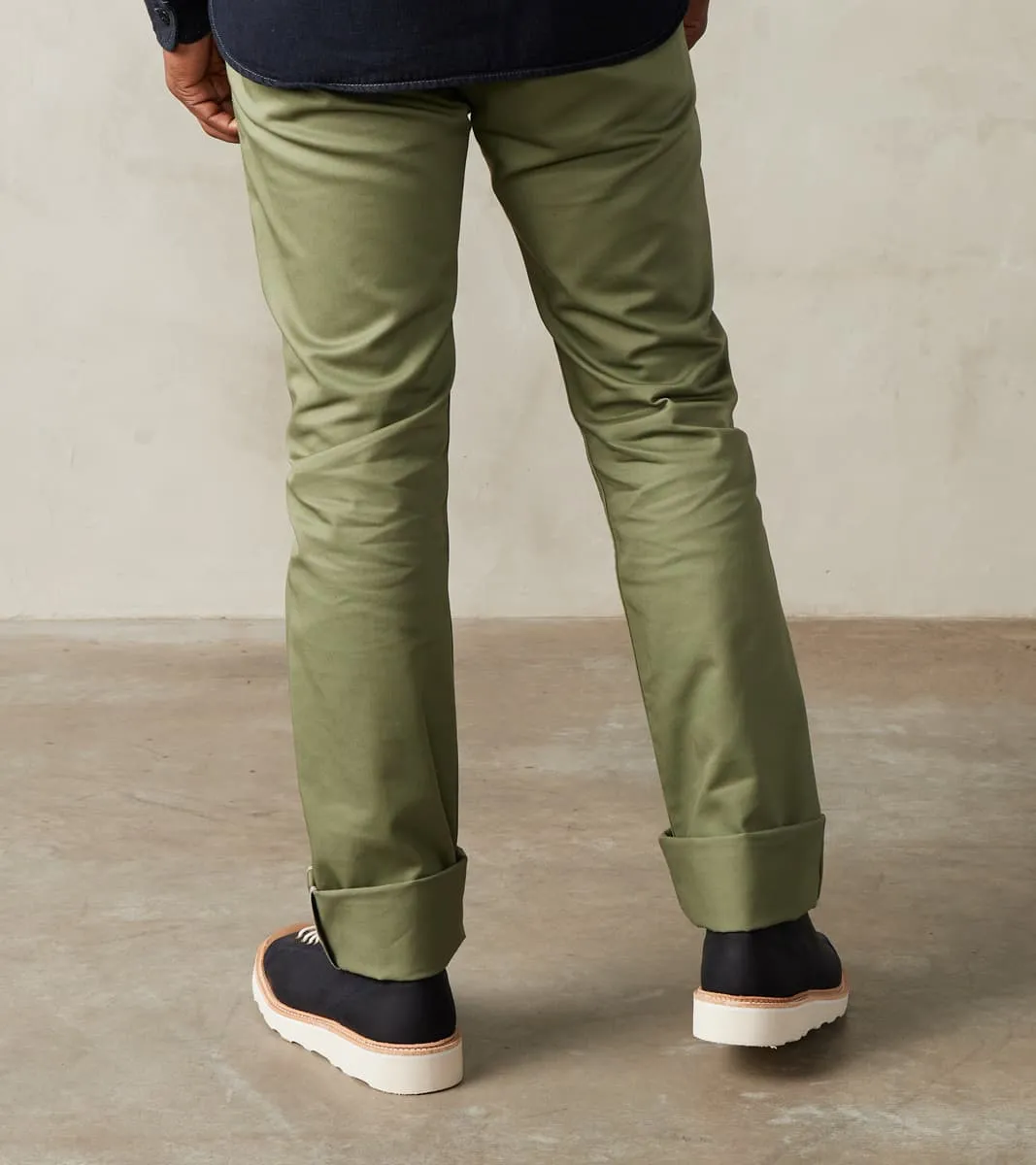 721-OLV - Slim Tapered - Mercerized Selvedge Olive Chino