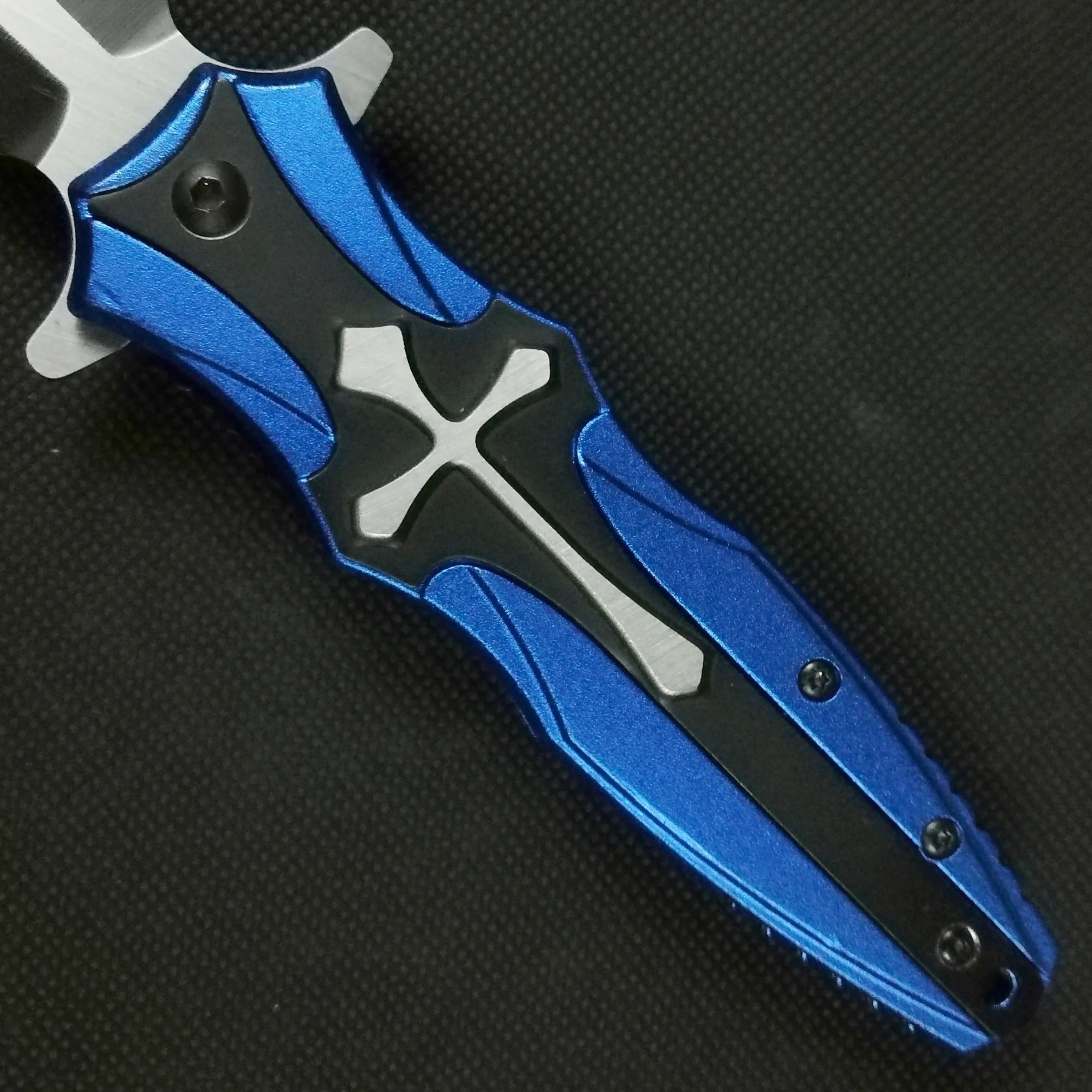 8.5" Overall Spring Assisted Knife with Blue Celtic Cross Design