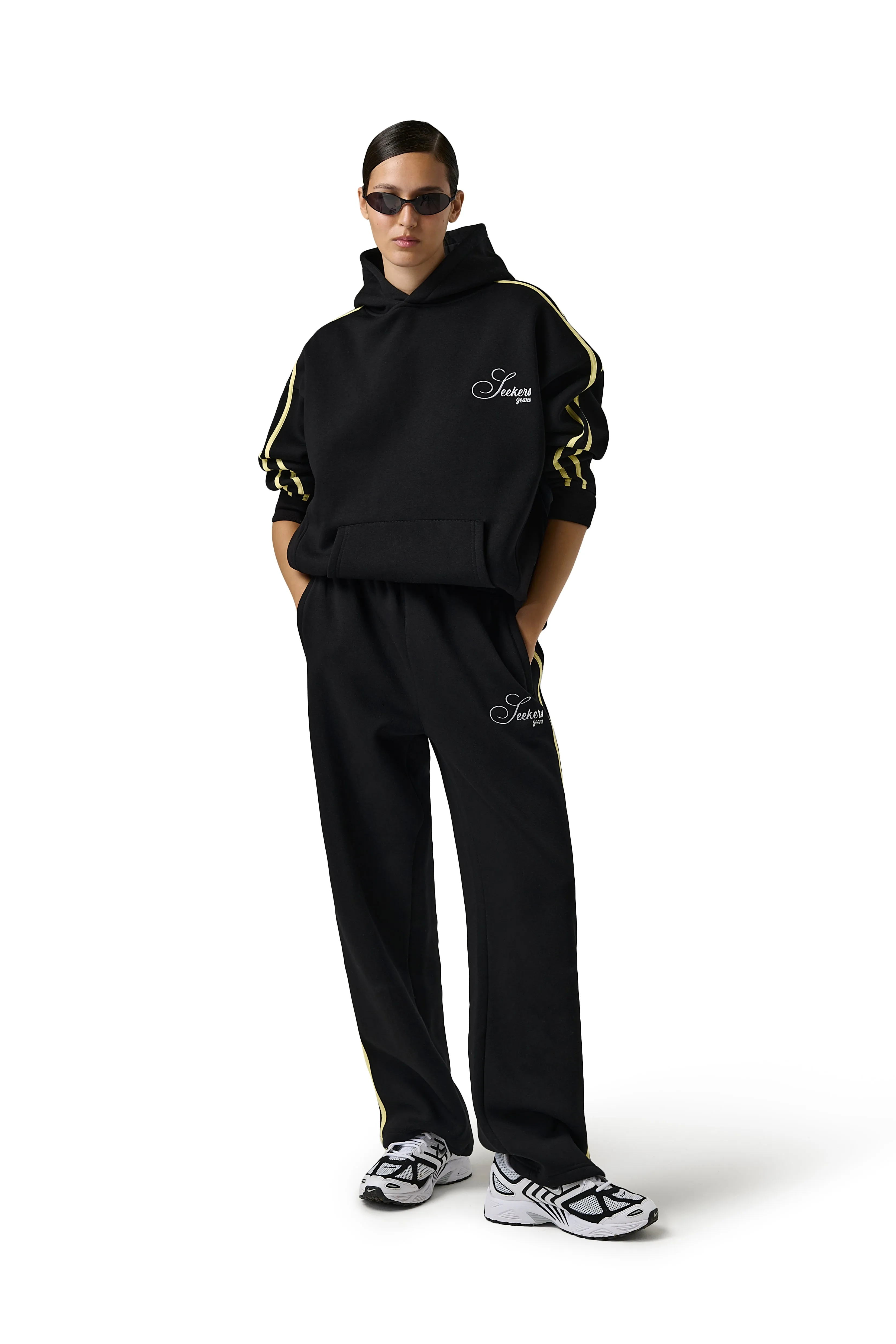 Classic Sport Wide Leg Sweatpants