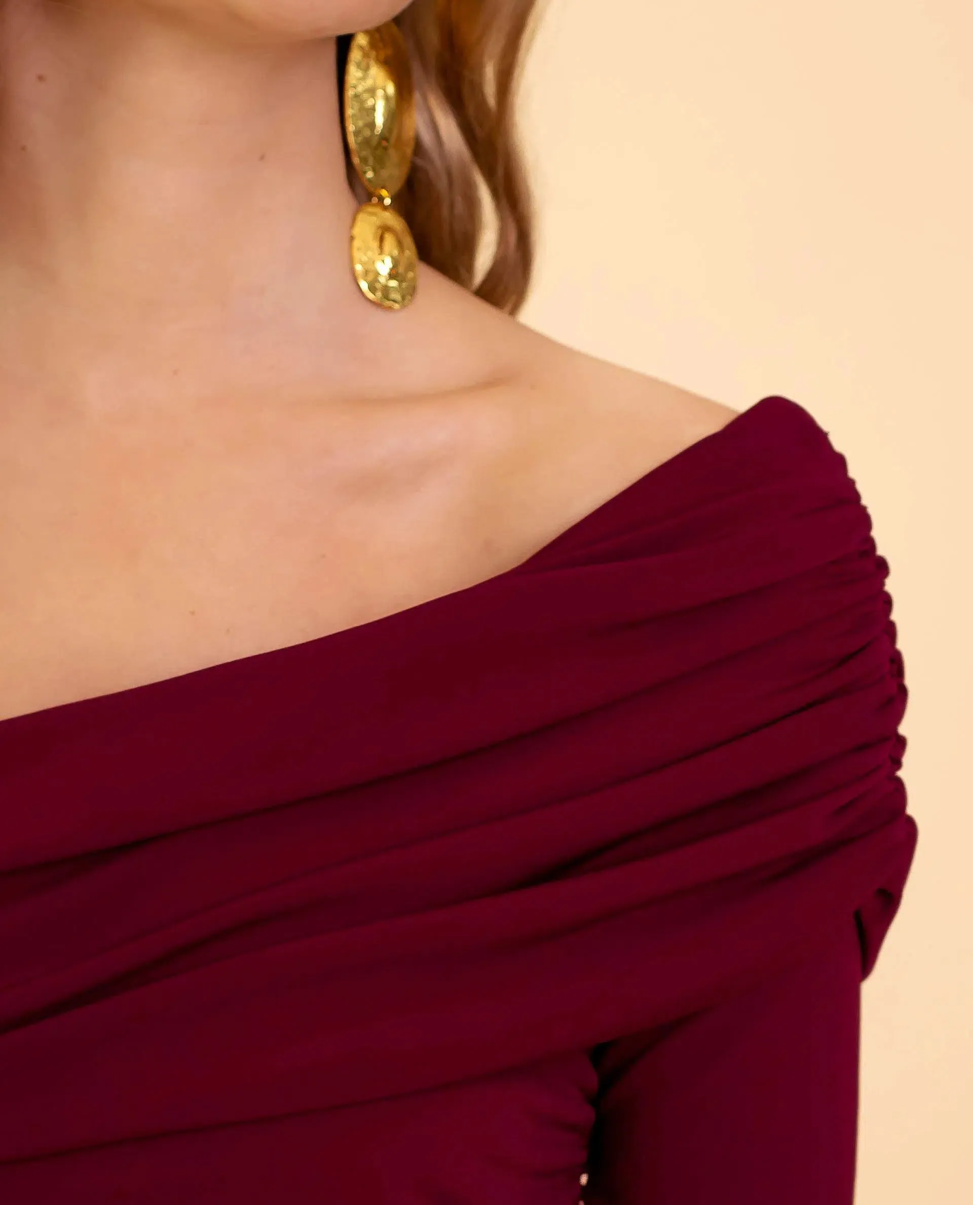 Diona – One-shoulder design – Burgundy jumpsuit