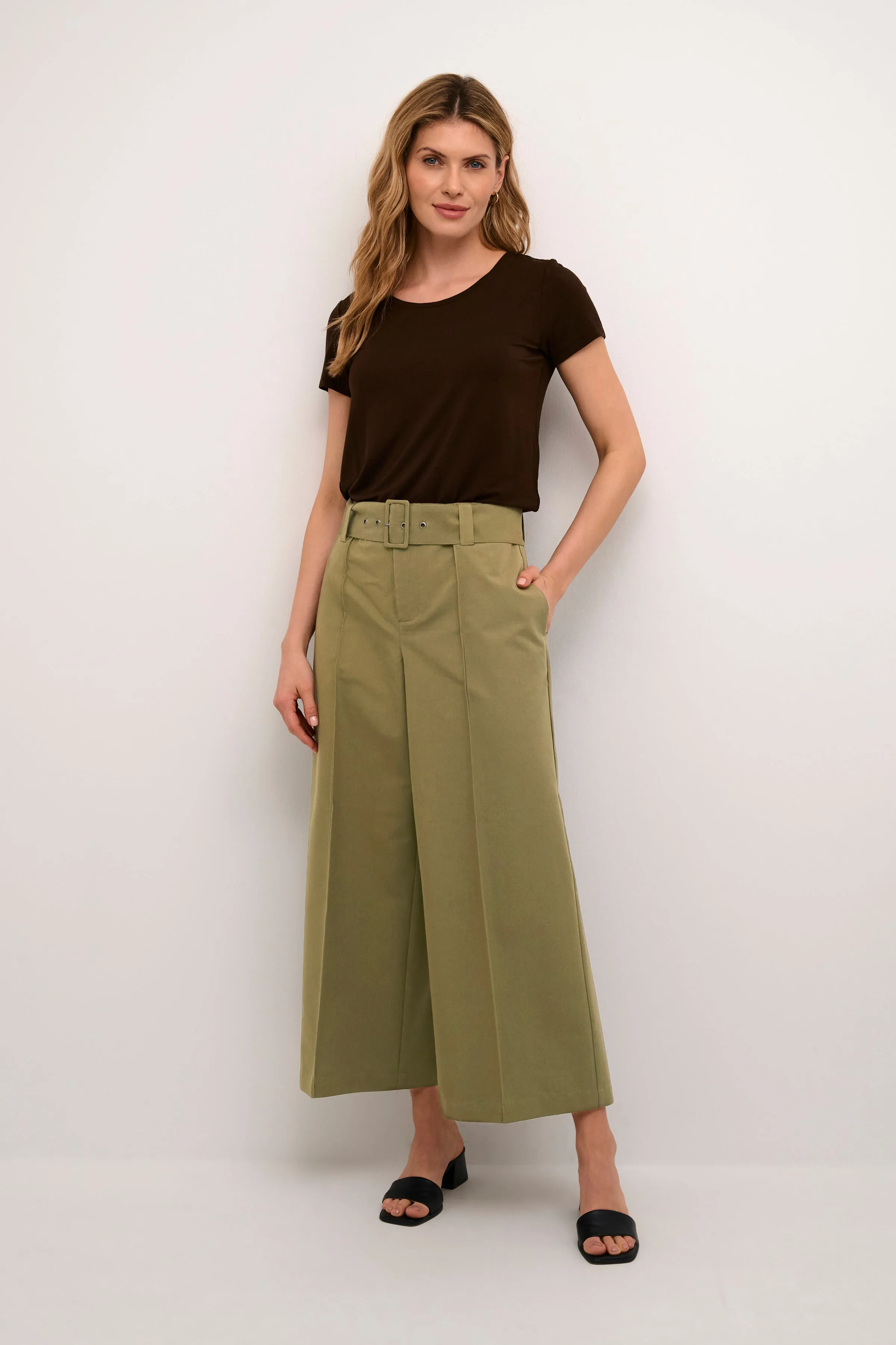 Evi Wide Leg Pants in Burnt Olive