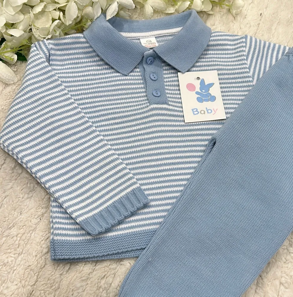 Knitted blue stripped set