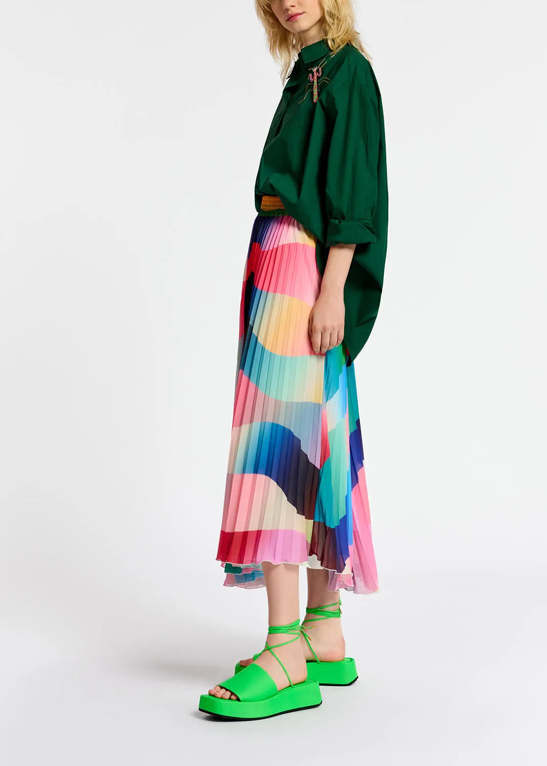 Multicolor graphic print plissé midi skirt