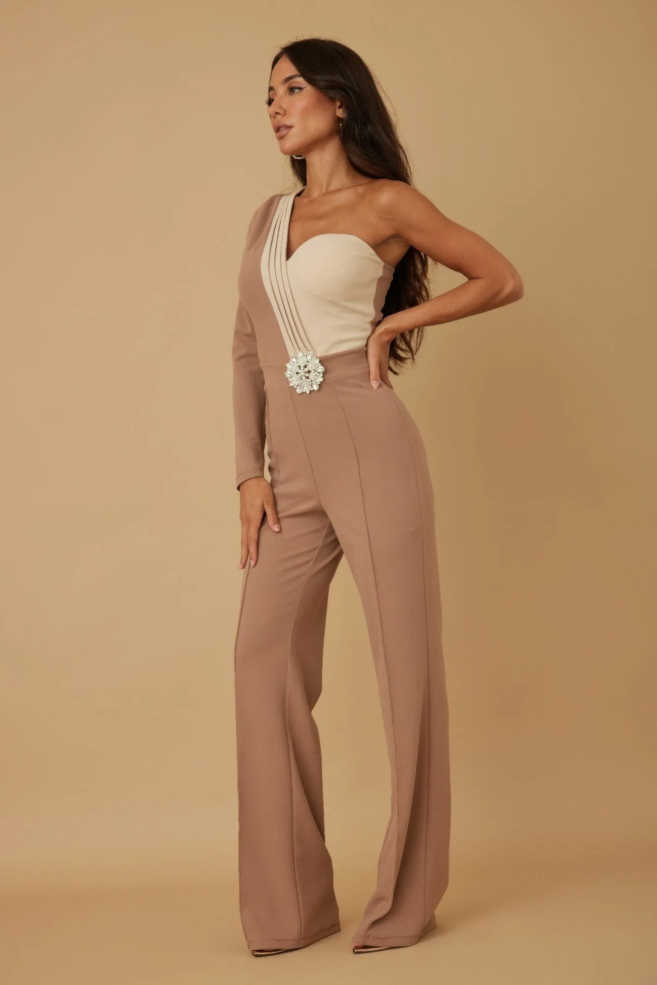 Snowflake Stone On Waist Half Shoulder Jumpsuit