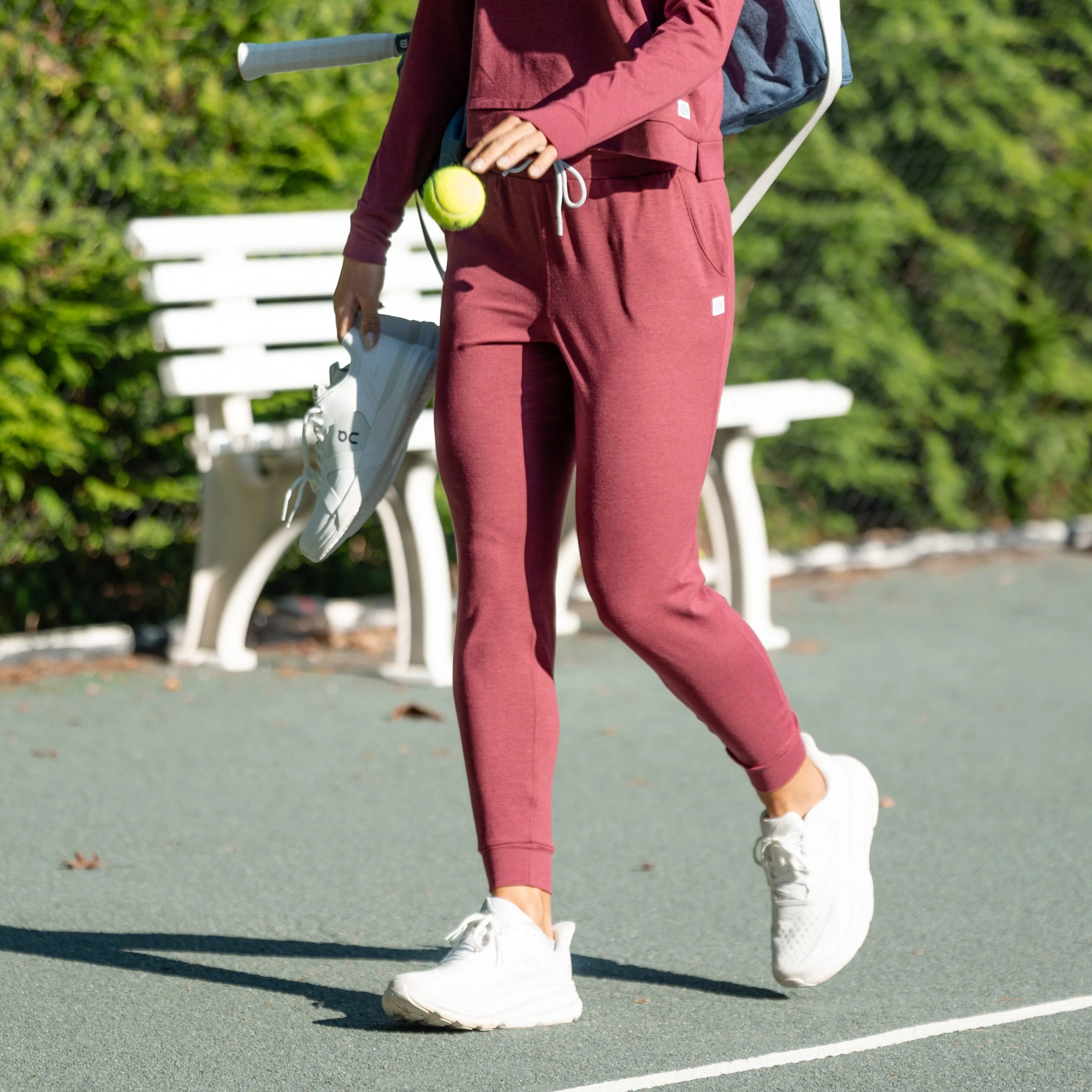 Tempo Performance Jogger | Heather - Red Card Red/Merlot