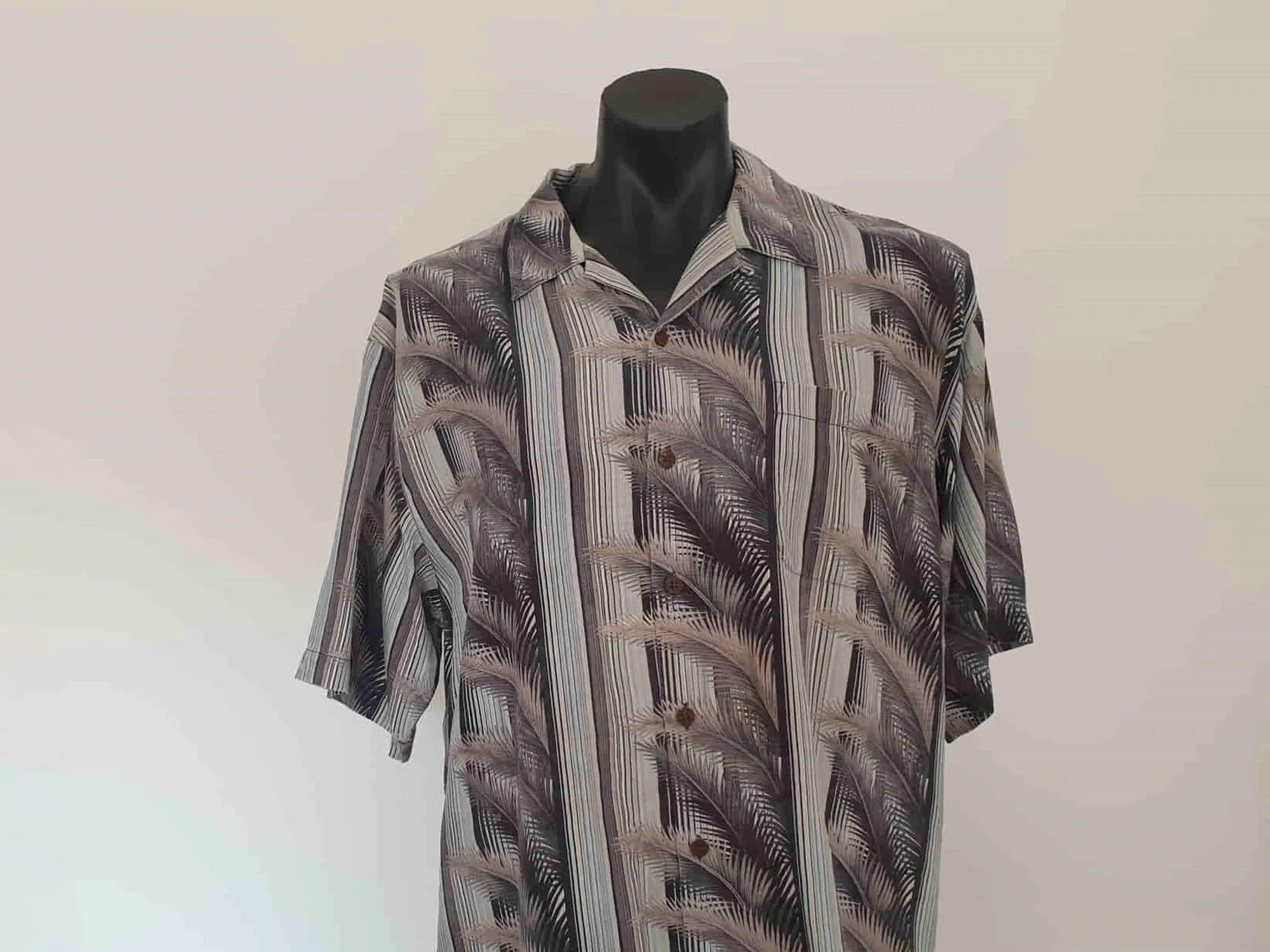 Tommy Bahama Silk Camp Shirt - L