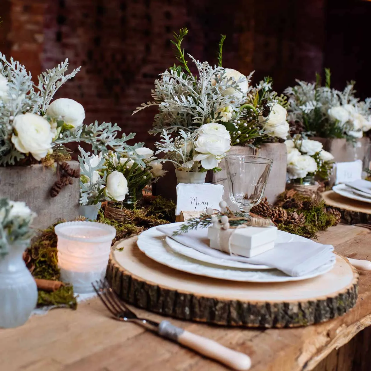 Wood Log Tree Slices - Rustic Wedding Centrepieces. (Varying Sizes 20cm - 47cm)